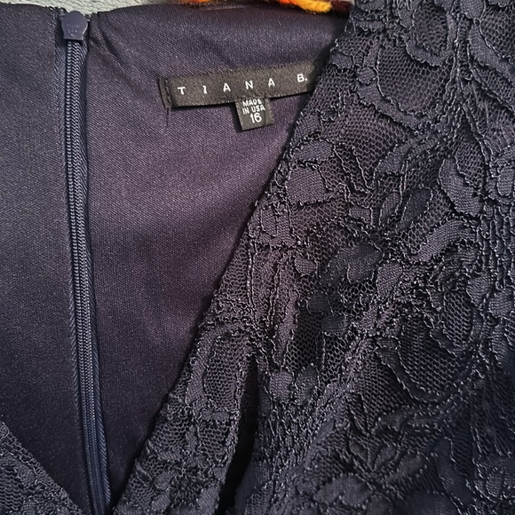 Tiana B size 16 dark blue sheer floral print dress with slip built in 💕 - Picture 4 of 6